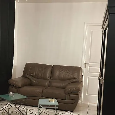 Lejlighed F3 Avec Terrasse Et Alarme. *